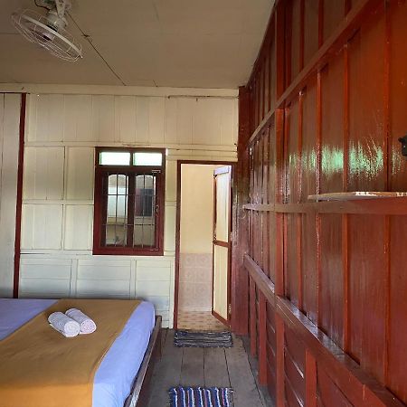 Souksanh Guesthouse Ban Donsom Екстер'єр фото