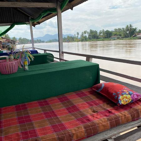 Souksanh Guesthouse Ban Donsom Екстер'єр фото